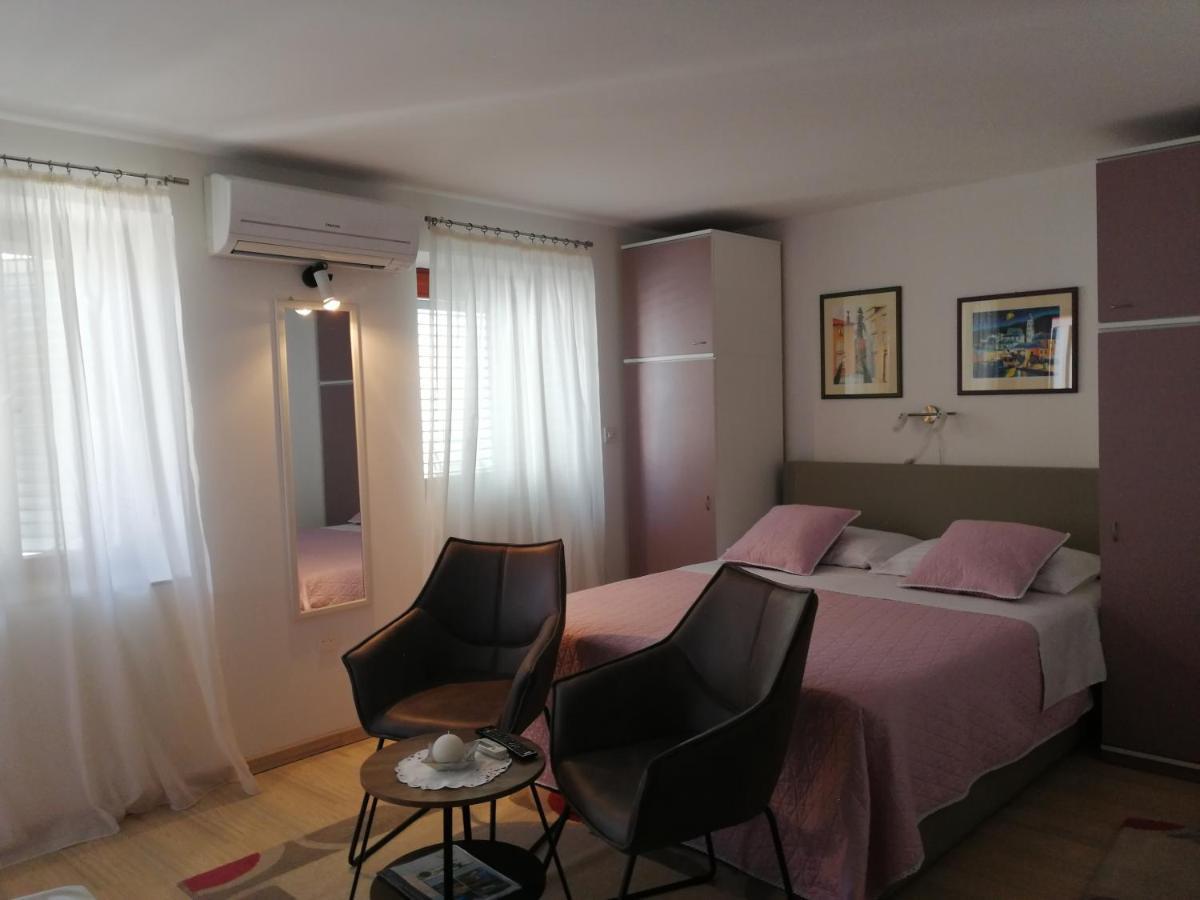 Studio Apartments Kuljis Вис Экстерьер фото